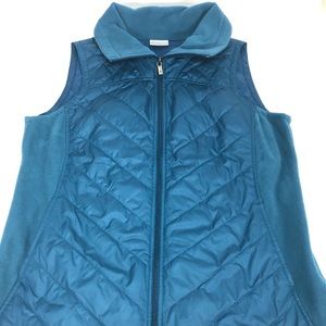 Women’s large blue Columbia puffer/fleece vest